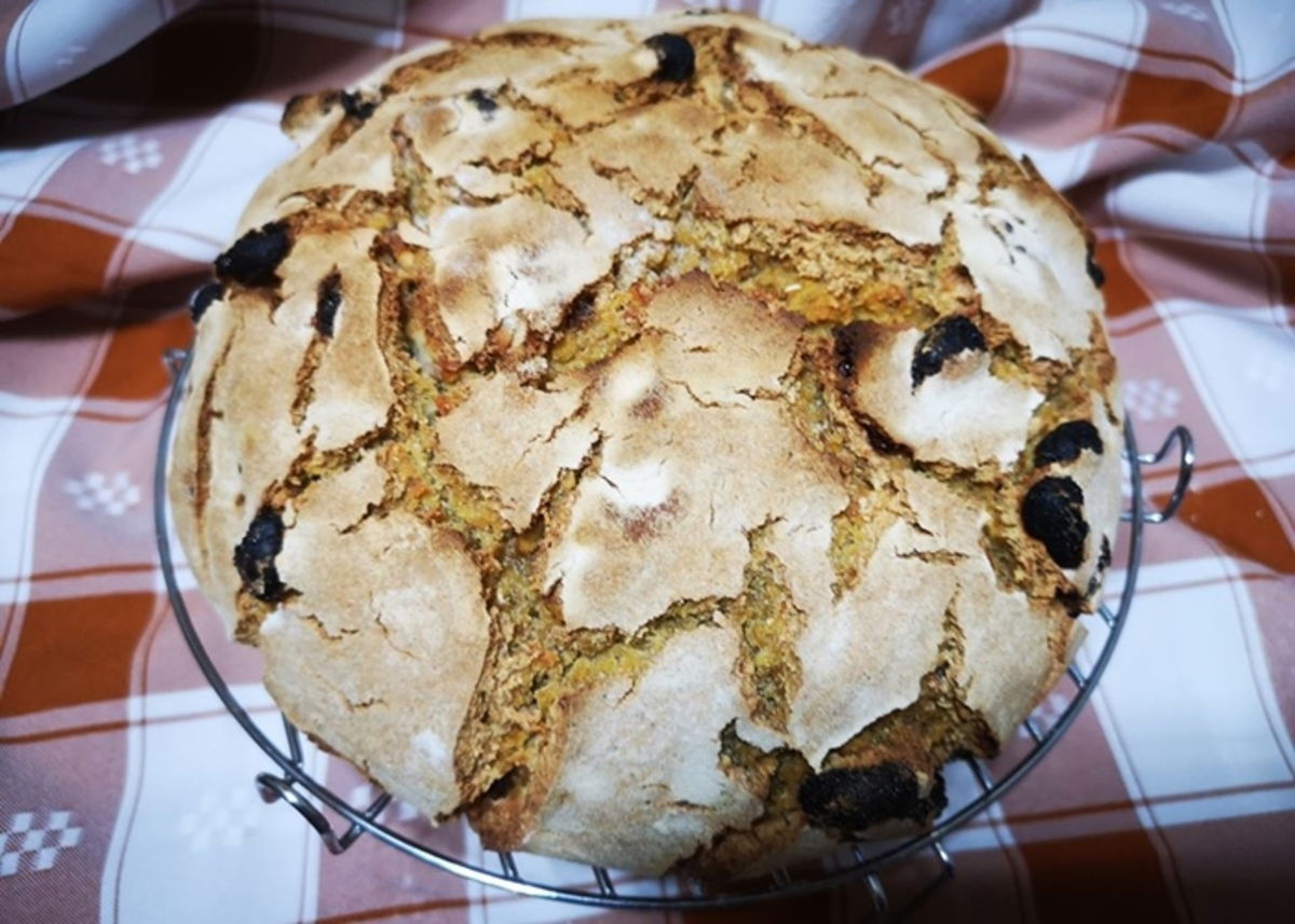 Pan saludable de nueces y uvas pasas, receta paso a paso image of Pan saludable de nueces y uvas pasas, receta paso a paso