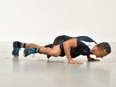 Ejercicios de gateo que involucran todo el cuerpo