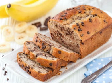 Pan de plátano y chocolate, ideal para el desayuno