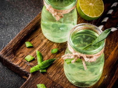 Bebida de limón y aloe vera para desintoxicar el cuerpo