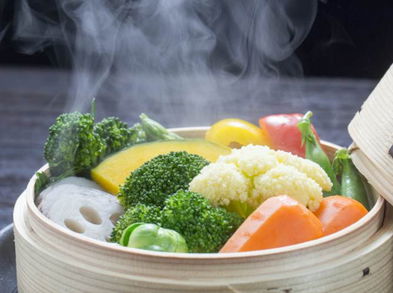 ¿Cuáles son las ventajas de cocinar al vapor?