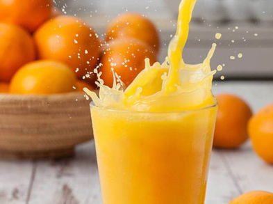 El zumo de naranja podría considerarse una bebida dañina