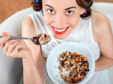 ¿El ingerir frutos secos en la noche resulta dañino?