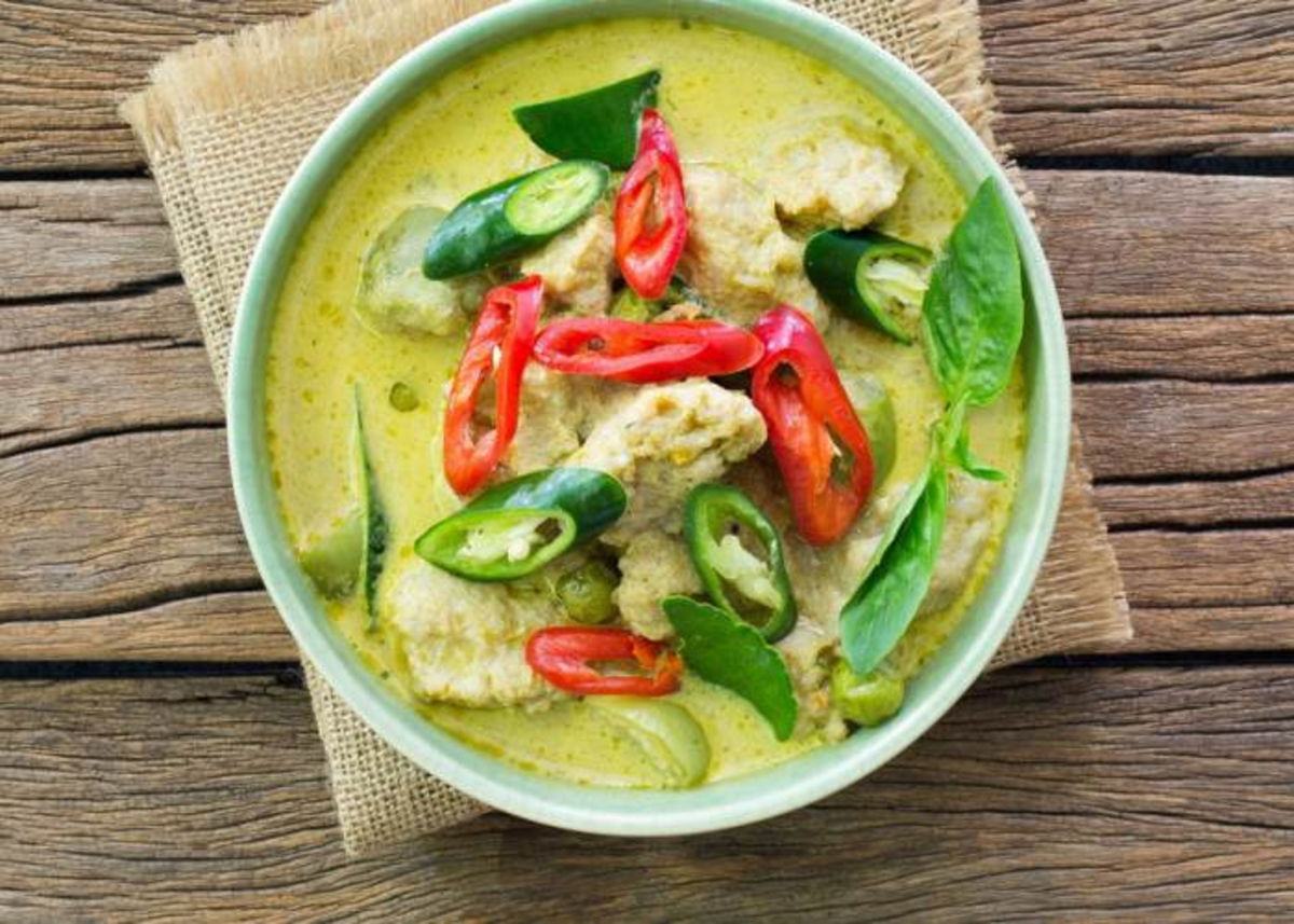 Plato con bacalao y curry verde