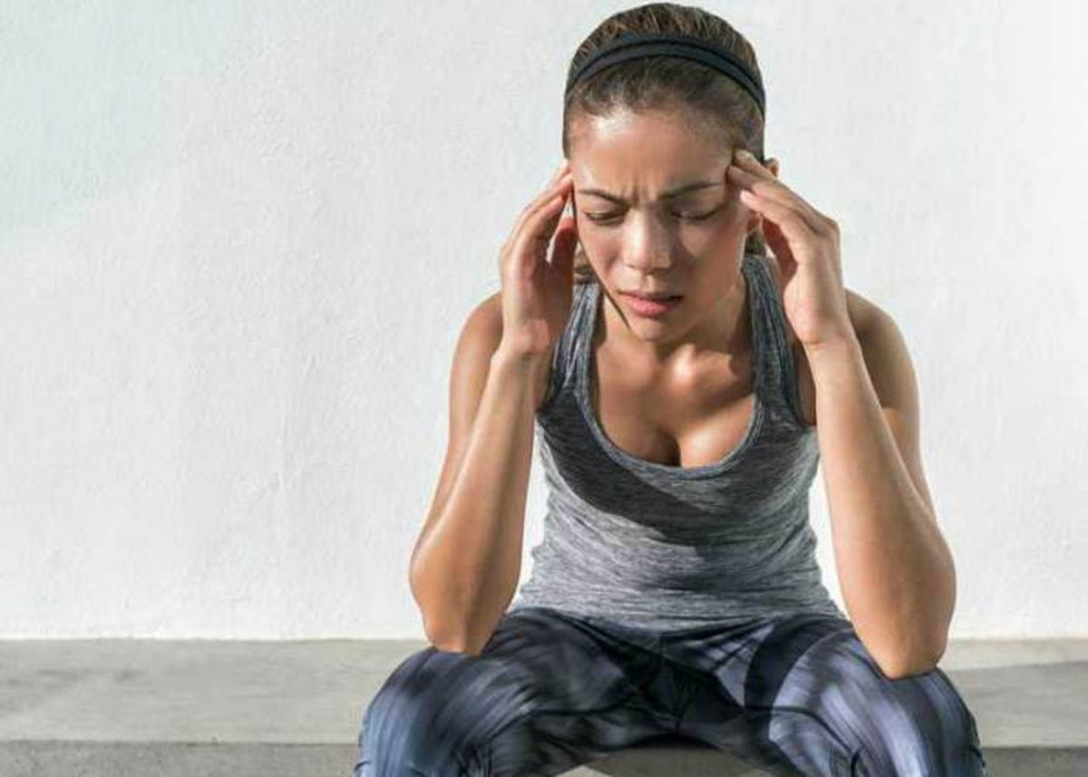 Deportista-con-dolor-cabeza