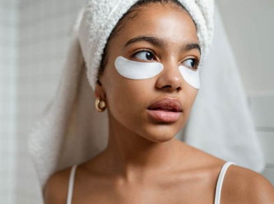 Hidrata el contorno de ojos con estos remedios