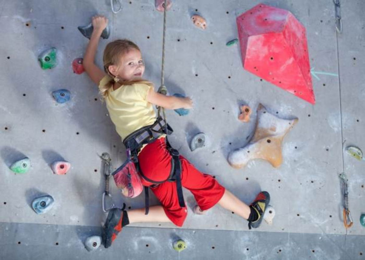Niña realizando deporte