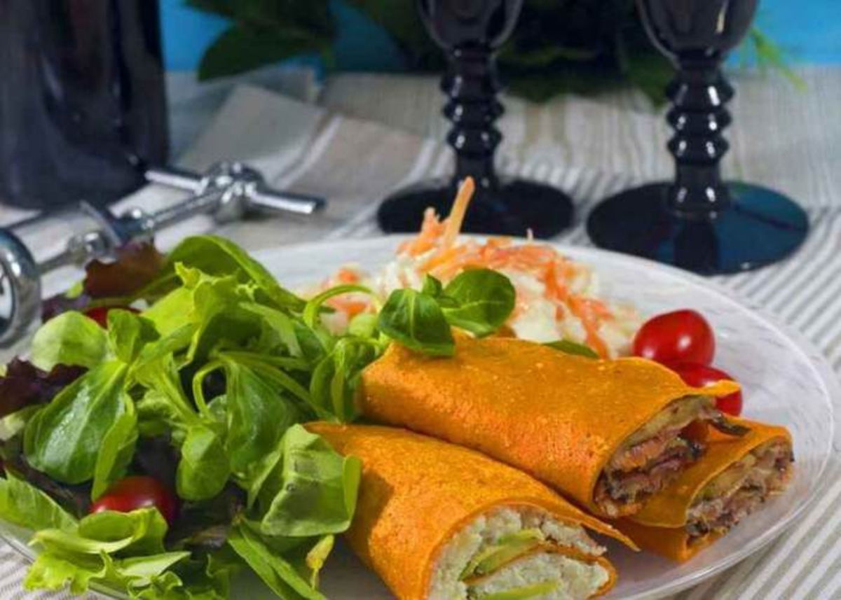 Plato con crepas de pimiento