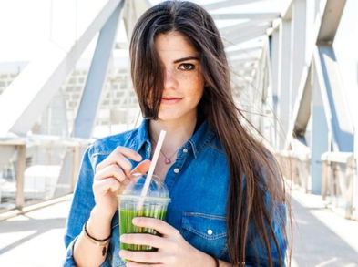 Fortalece el cabello con estas bebidas nutritivas