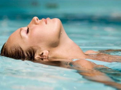 ¿El cloro puede afectar la piel?