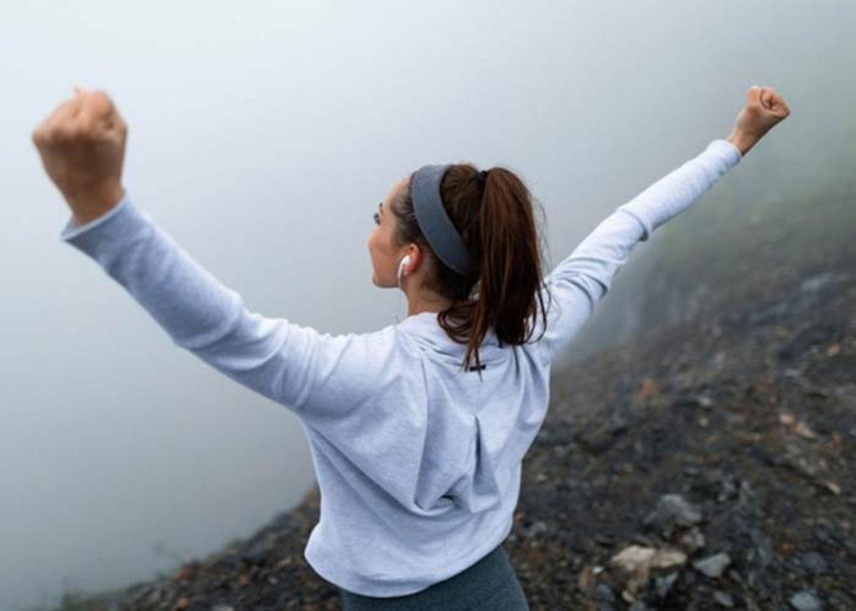 Mujer en la cima