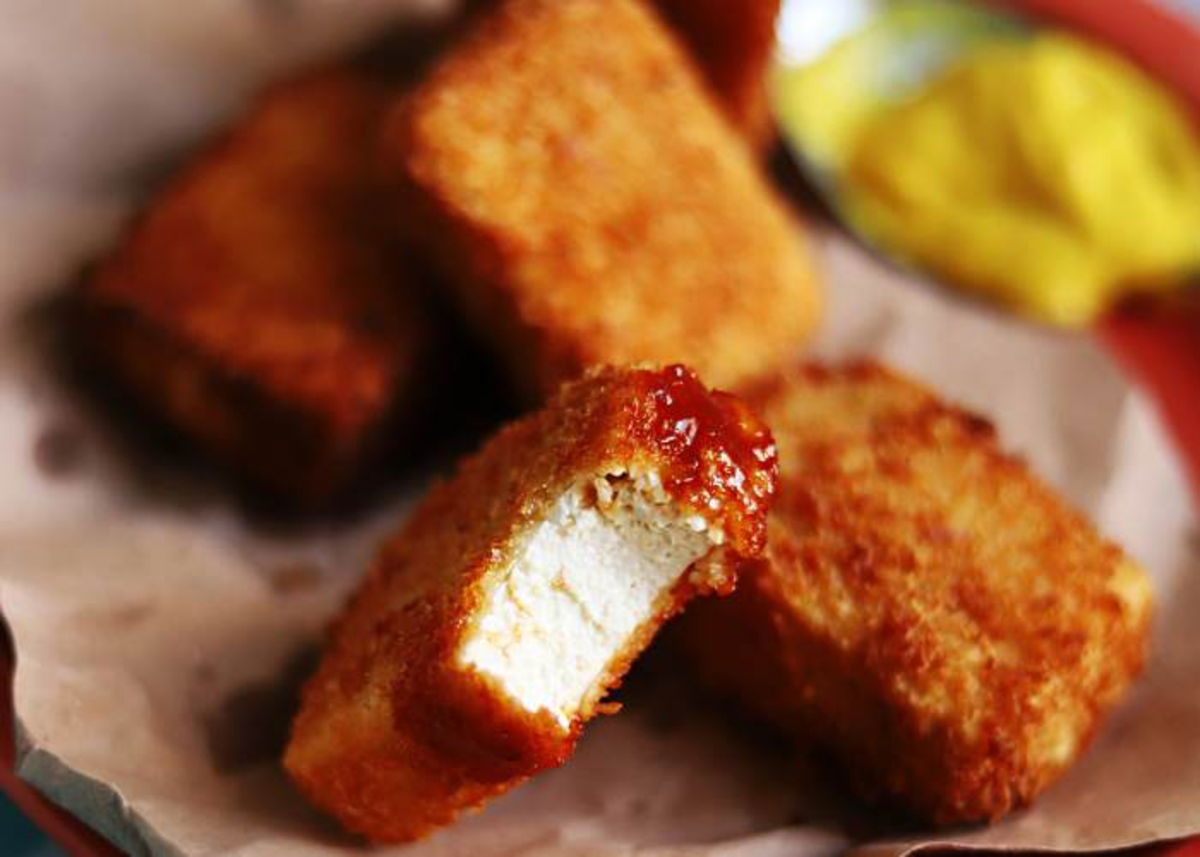 Plato con croquetas de tofu