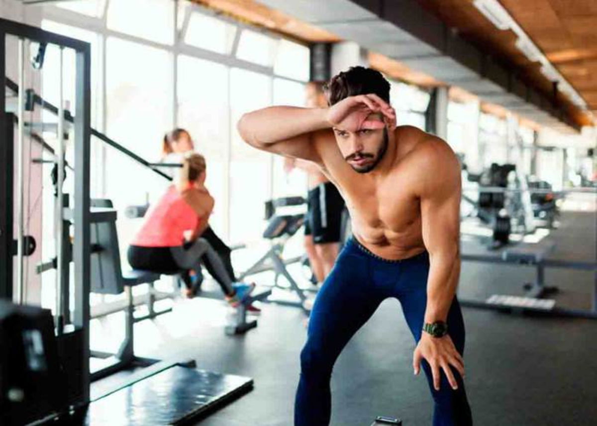 Hombre-exceso-de-ejercicio