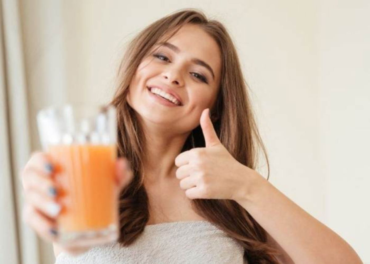 Mujer con zumo