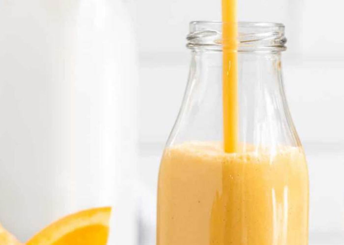Bebida de yogur y naranja