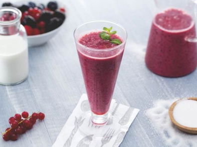 Infusión de frutos del bosque con leche de avena