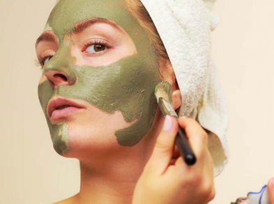 Cómo blanquear la piel con una mascarilla de algas