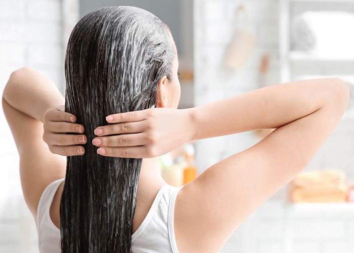 Mujer remedio cabello