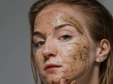 ¿Se puede minimizar las arrugas con orégano y laurel?