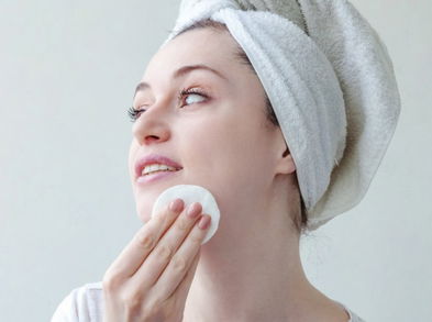 ¿El agua de arroz resulta benéfica para la piel?