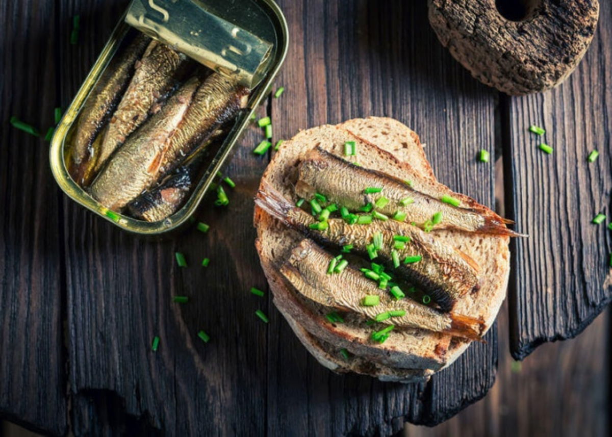 Sardinas con cebolla