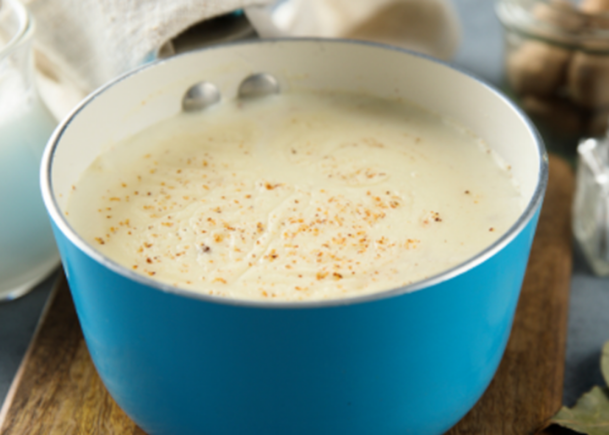 Olla con salsa bechamel