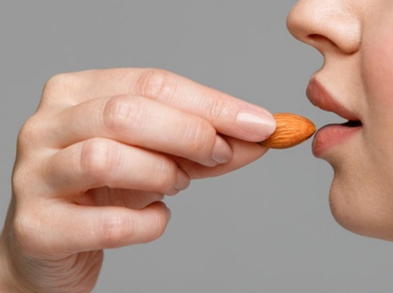 Rejuvenece la piel con estos frutos secos