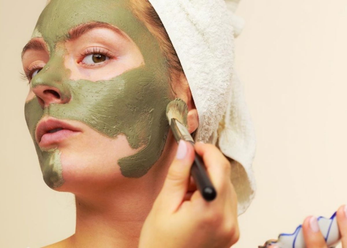 Mujer mascarilla de guisante