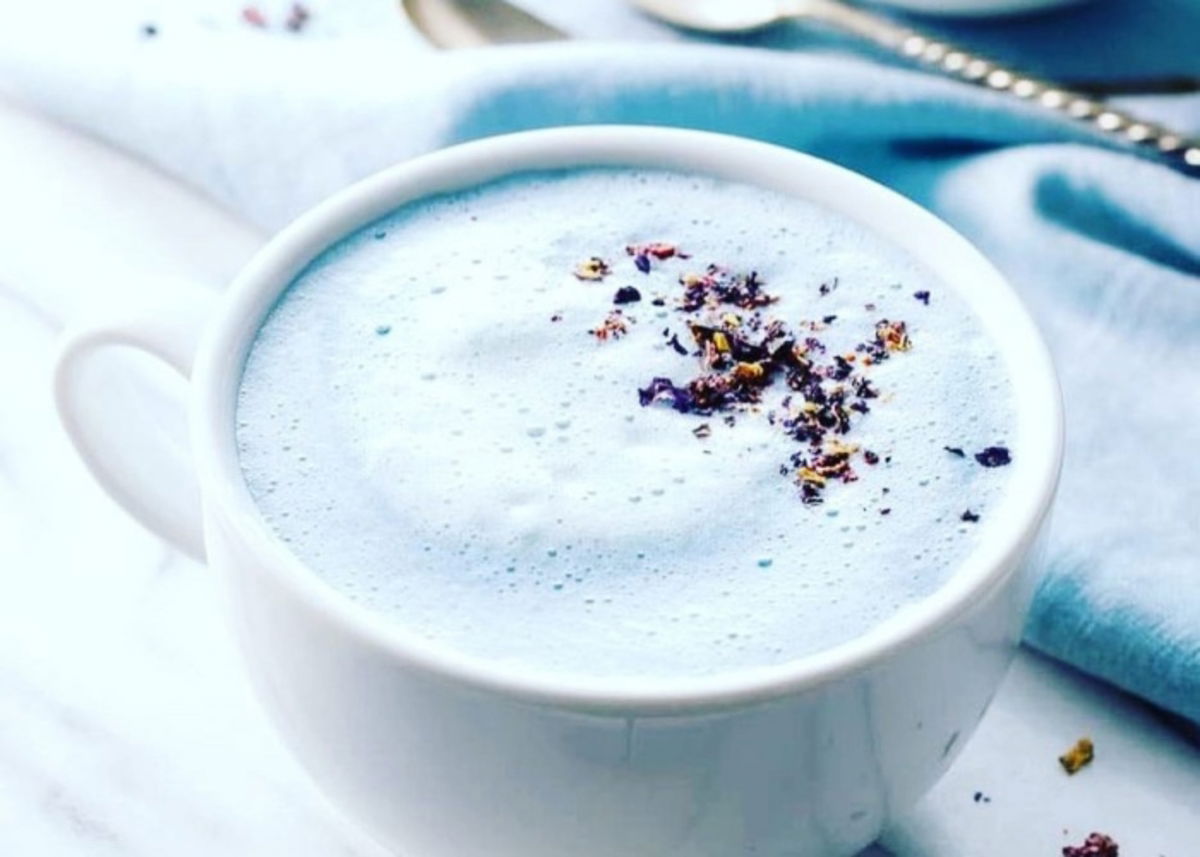 Bebida blue moon milk